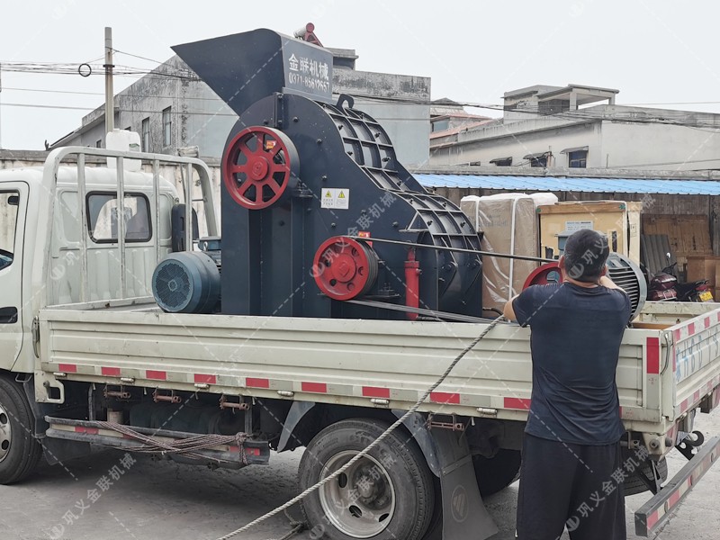 石灰石粉碎機(jī),小型生石灰粉碎機(jī),石灰石破碎機(jī)價(jià)格,圖片/視頻 石灰石粉碎機(jī),小型生石灰粉碎機(jī),石灰石破碎機(jī)價(jià)格,圖片/視頻